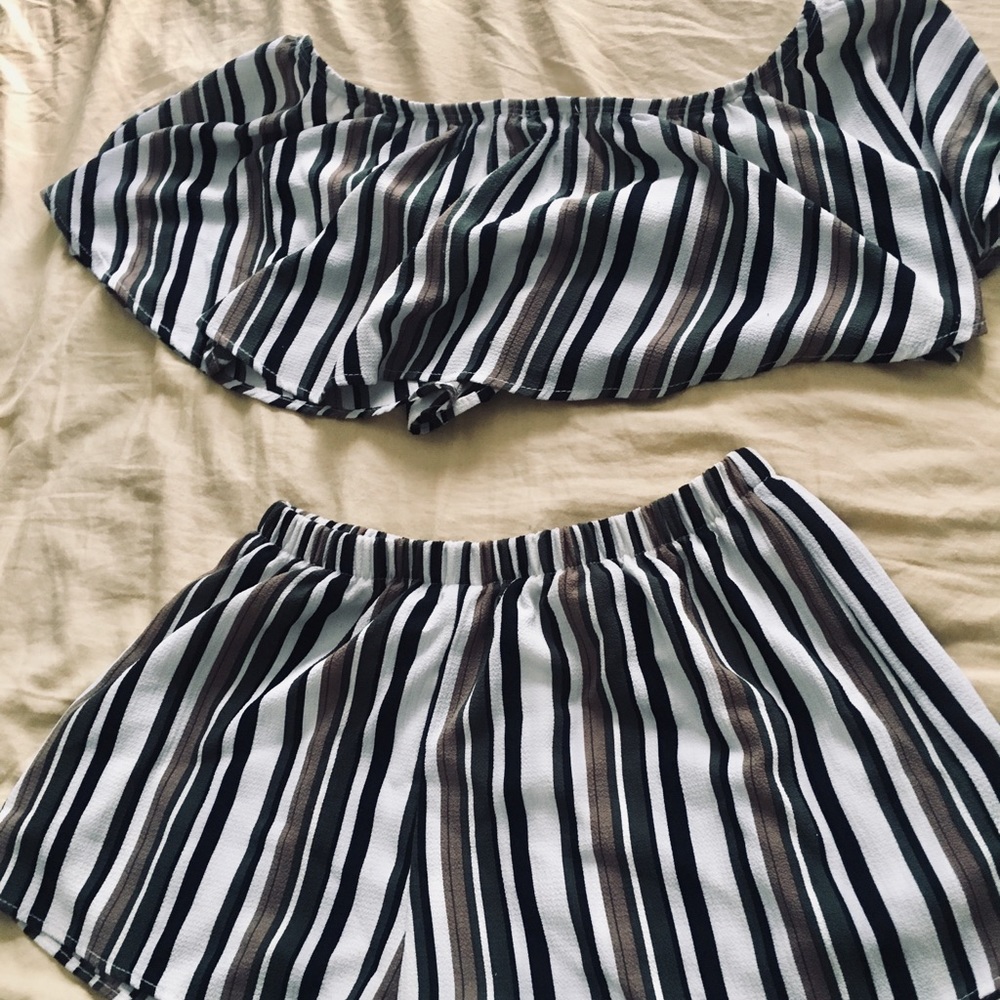 Two piece crop and shorts!
